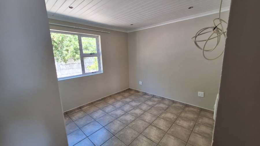 4 Bedroom Property for Sale in Velddrif Western Cape